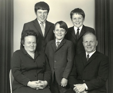 Gunz-Familienporträt mit Werner und Helmut Gunz